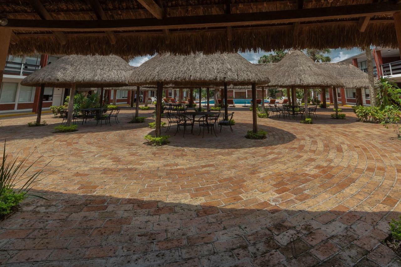 Hotel Plaza Palmas Tuxpan  Exterior photo