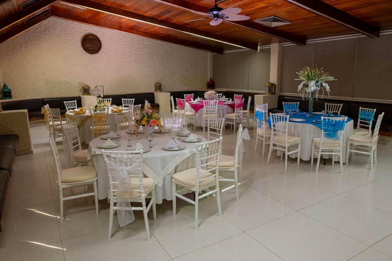 Hotel Plaza Palmas Tuxpan  Exterior photo